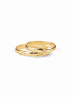 Alianzas artesanales mena Suave en oro de 18K v2