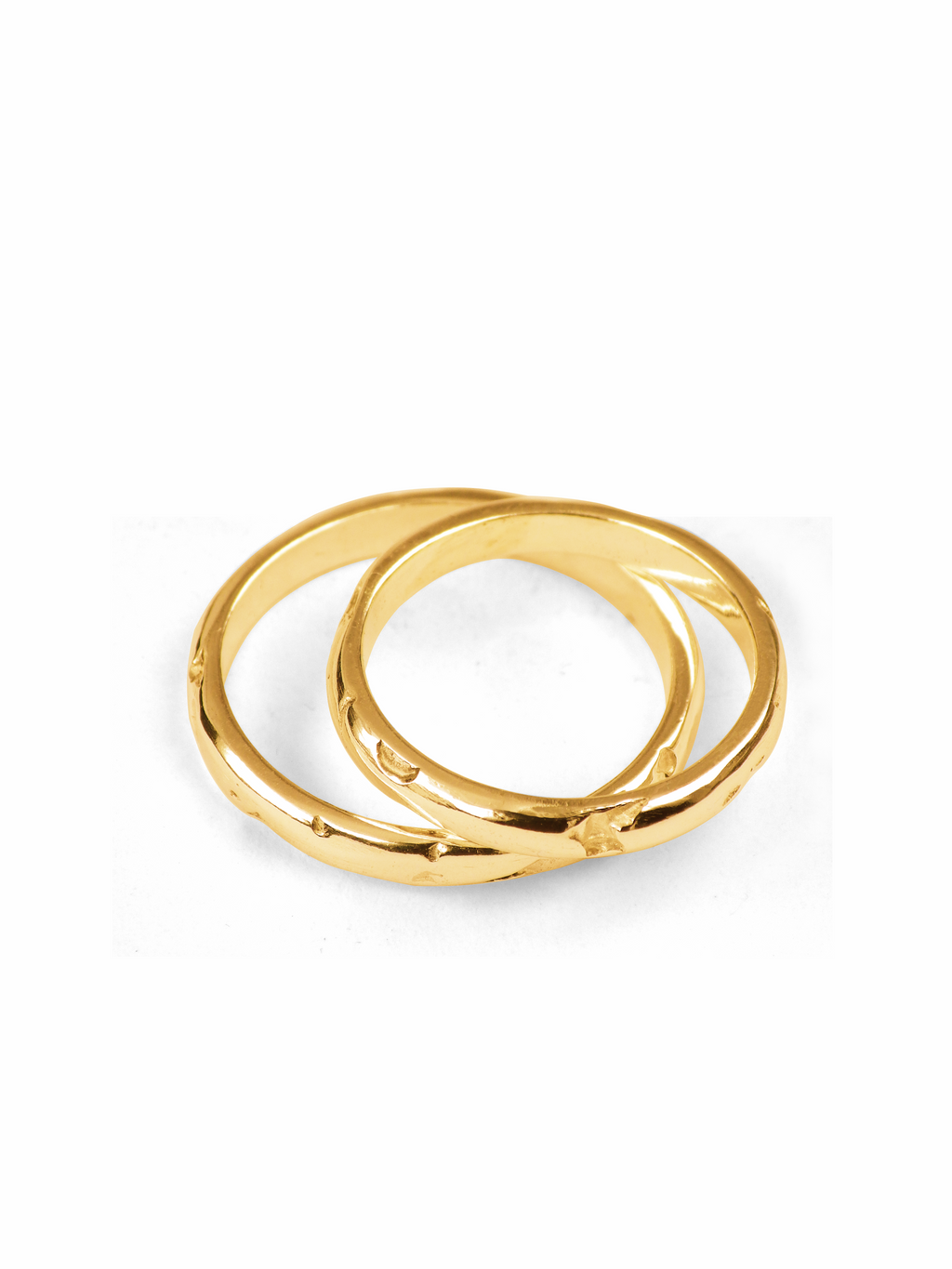 Alianzas artesanales Mena Suave en oro de 18K v3