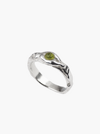 Anillo Gea plata de ley olivina de Lalanne COM2