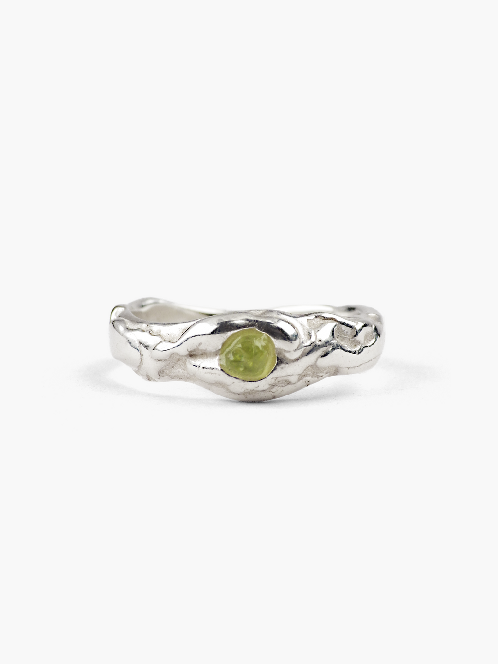 Anillo Gea plata de ley olivina de Lalanne COM3