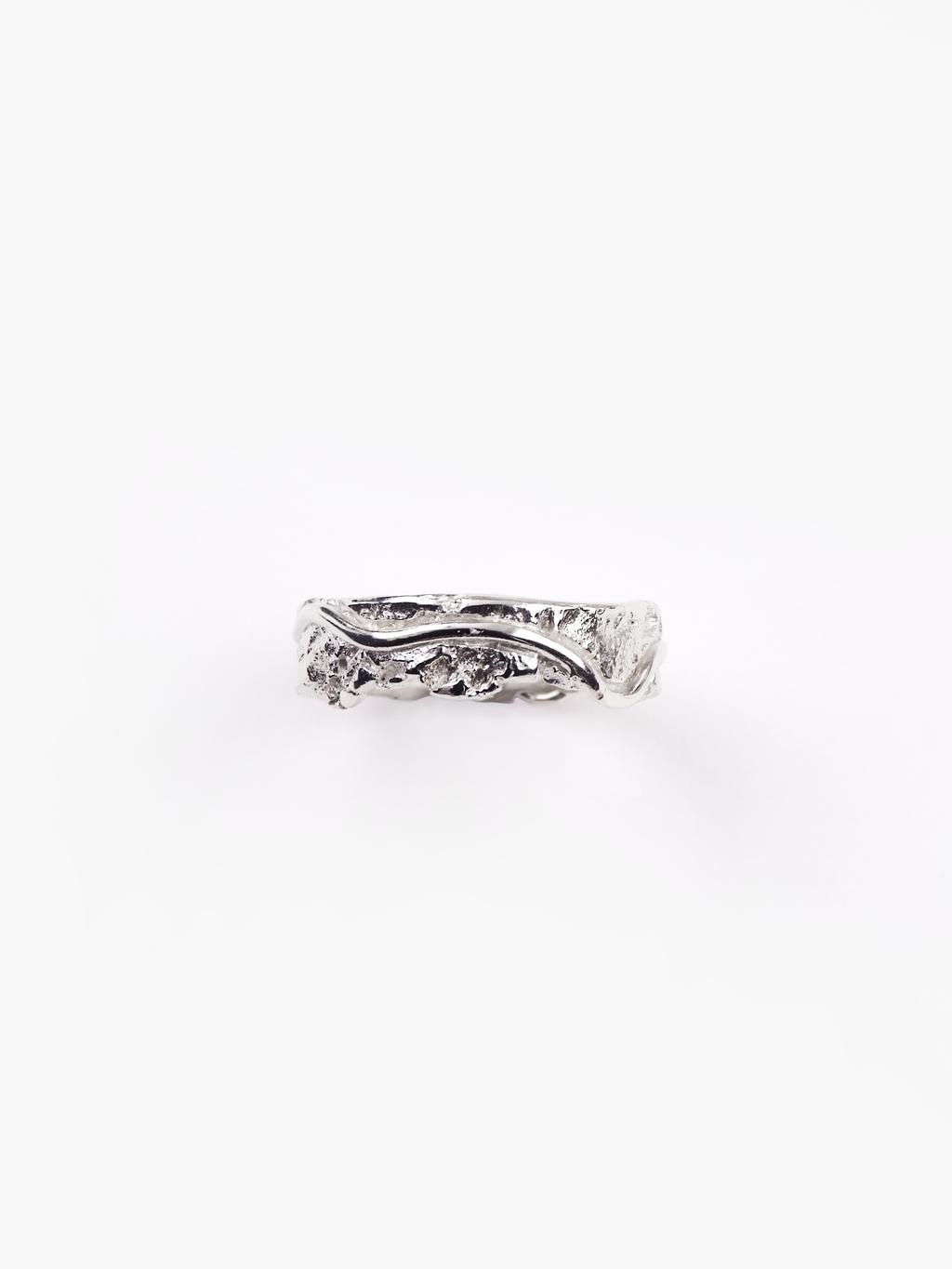 alianza artesanal plata reciclada frente 2 Bark, de Lalanne