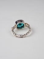 anillo único artesanal de plata, oro y piedra Lake, de Lalanne