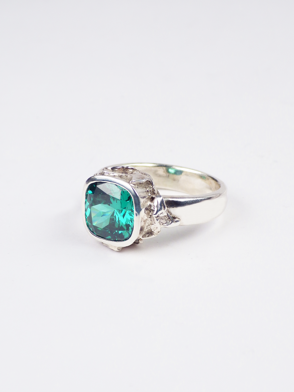 anillo Cygnus pieza única 2