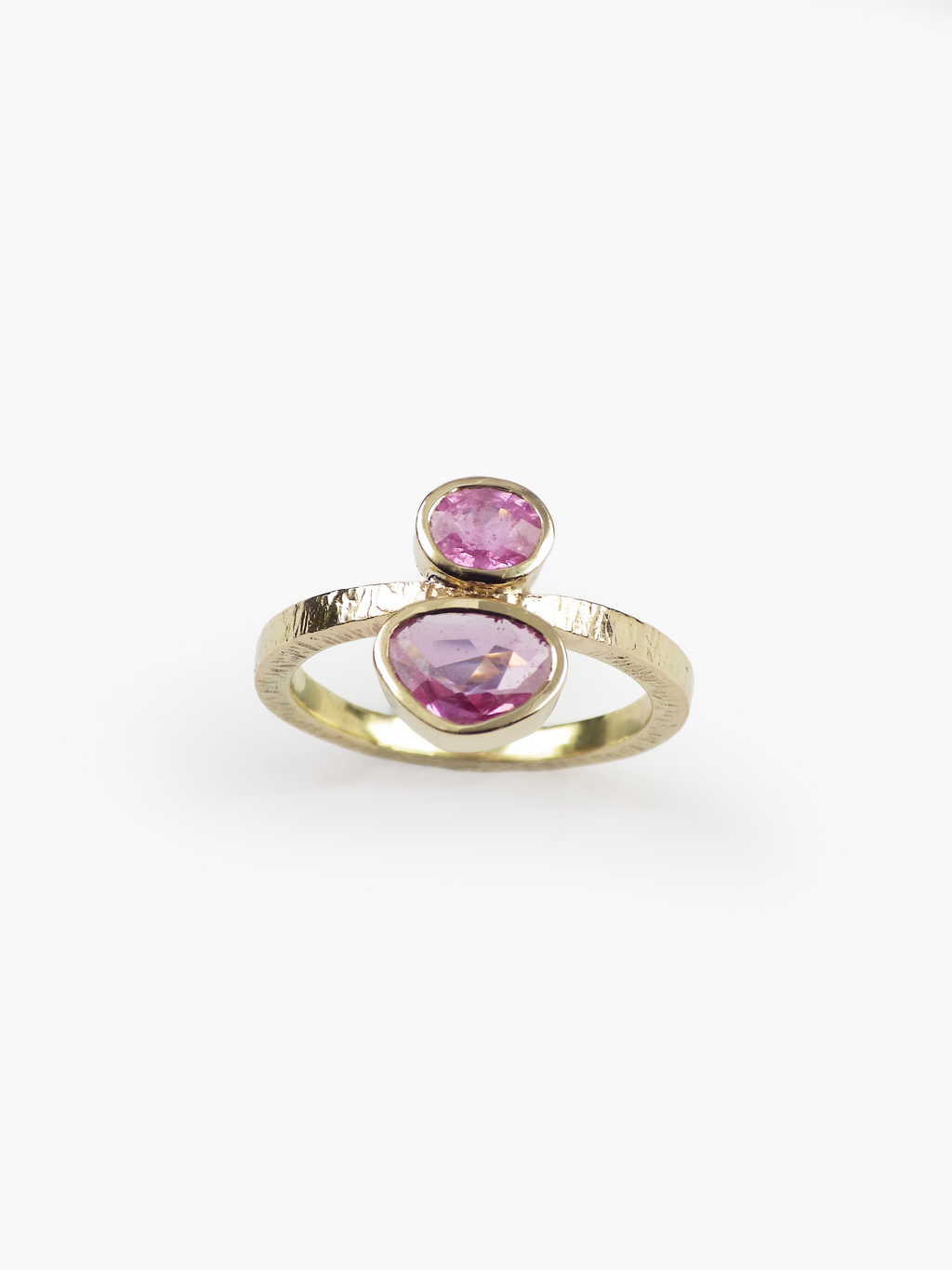 encargo anillo de oro y zafiros rosas Lalanne