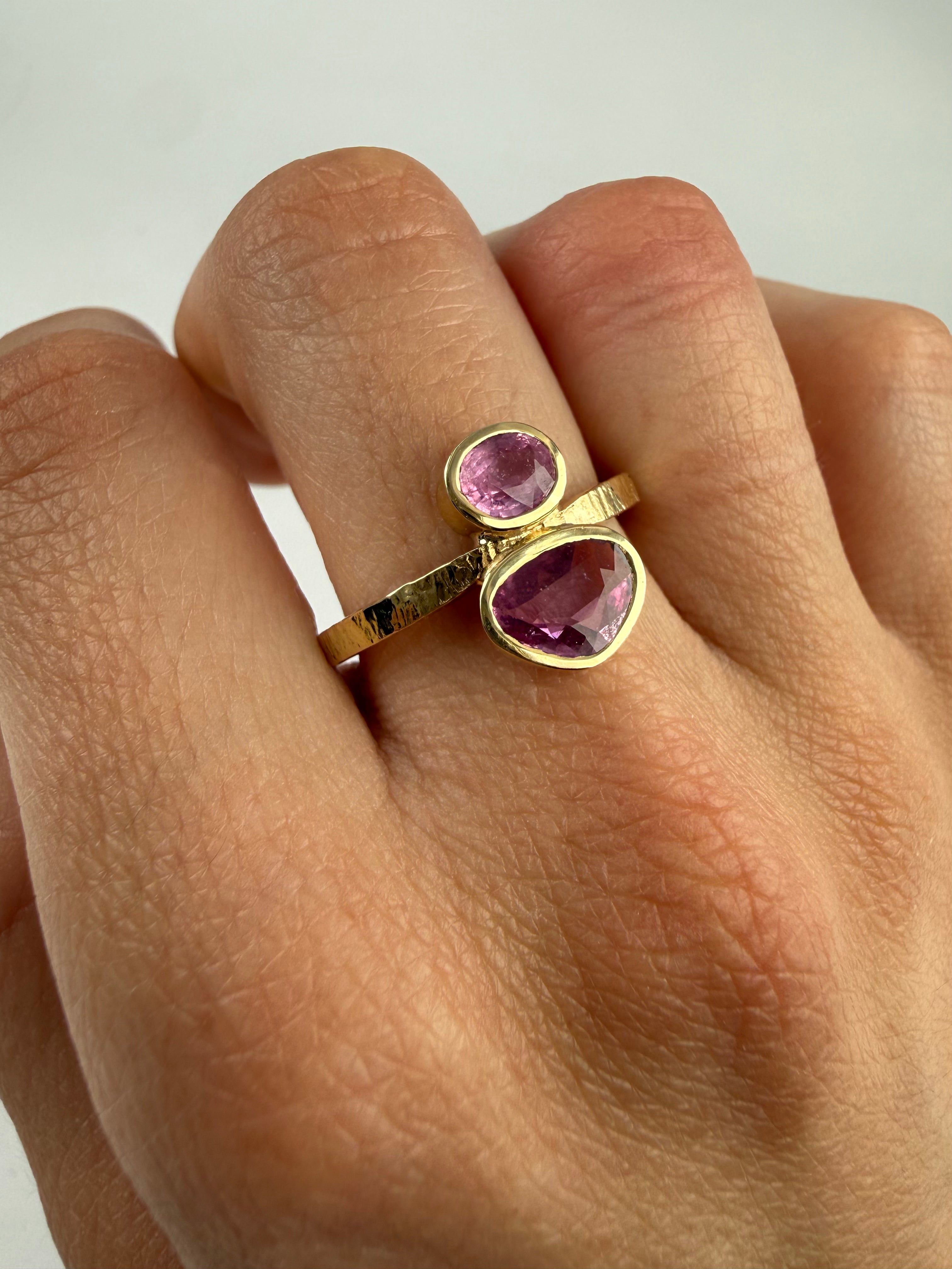 encargo anillo de oro y zafiros rosas Lalanne