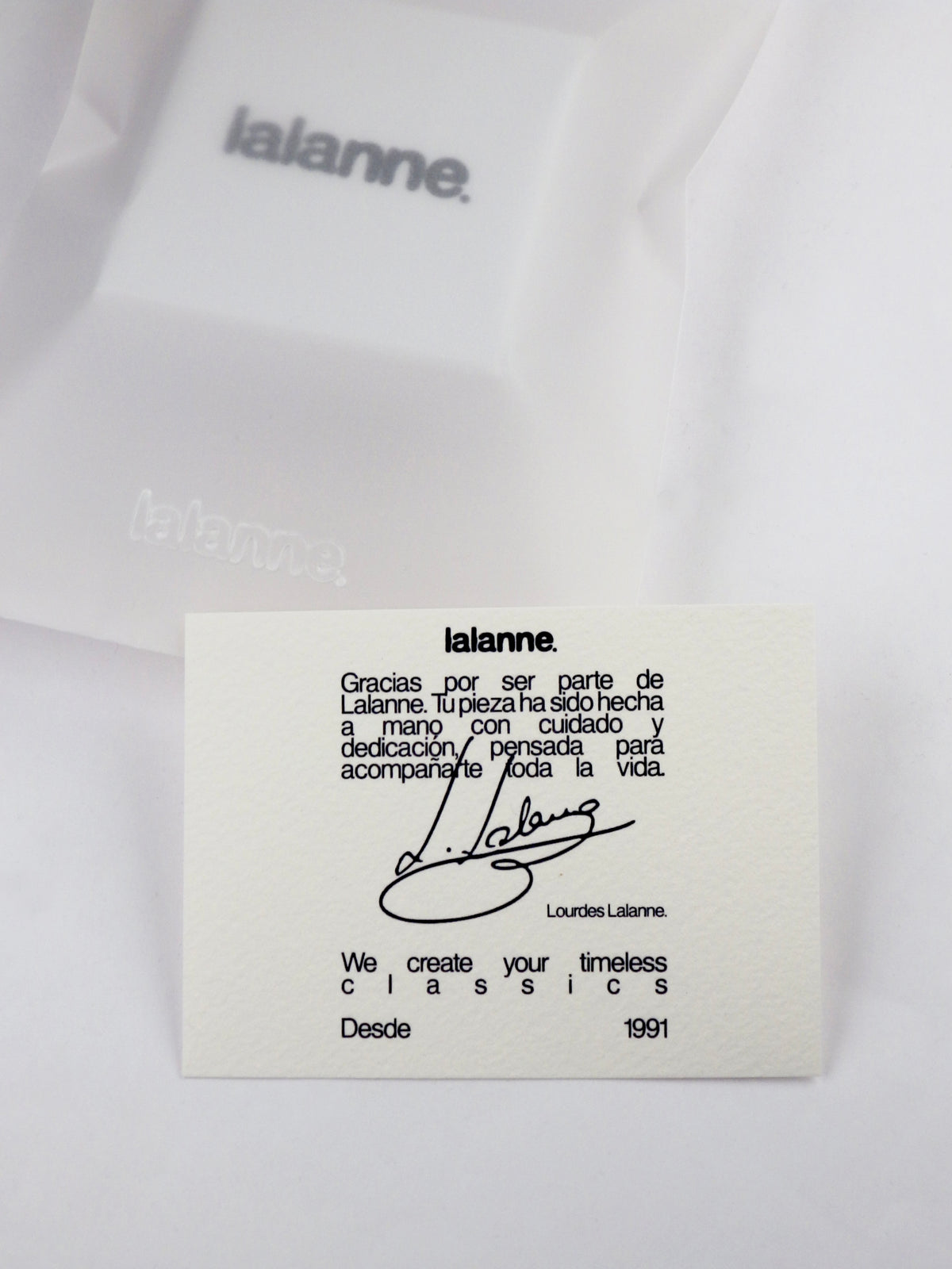 Packaging de producto y tarjeta de Lalanne