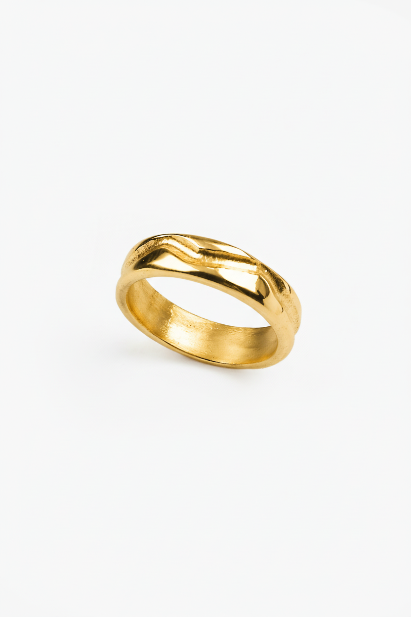 alianza artesanal de compromiso en oro Fold lateral, de Lalanne 