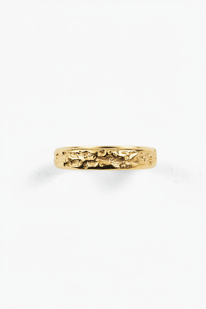 Alianza artesanal Galea en oro 18K Lalanne, frontal 2