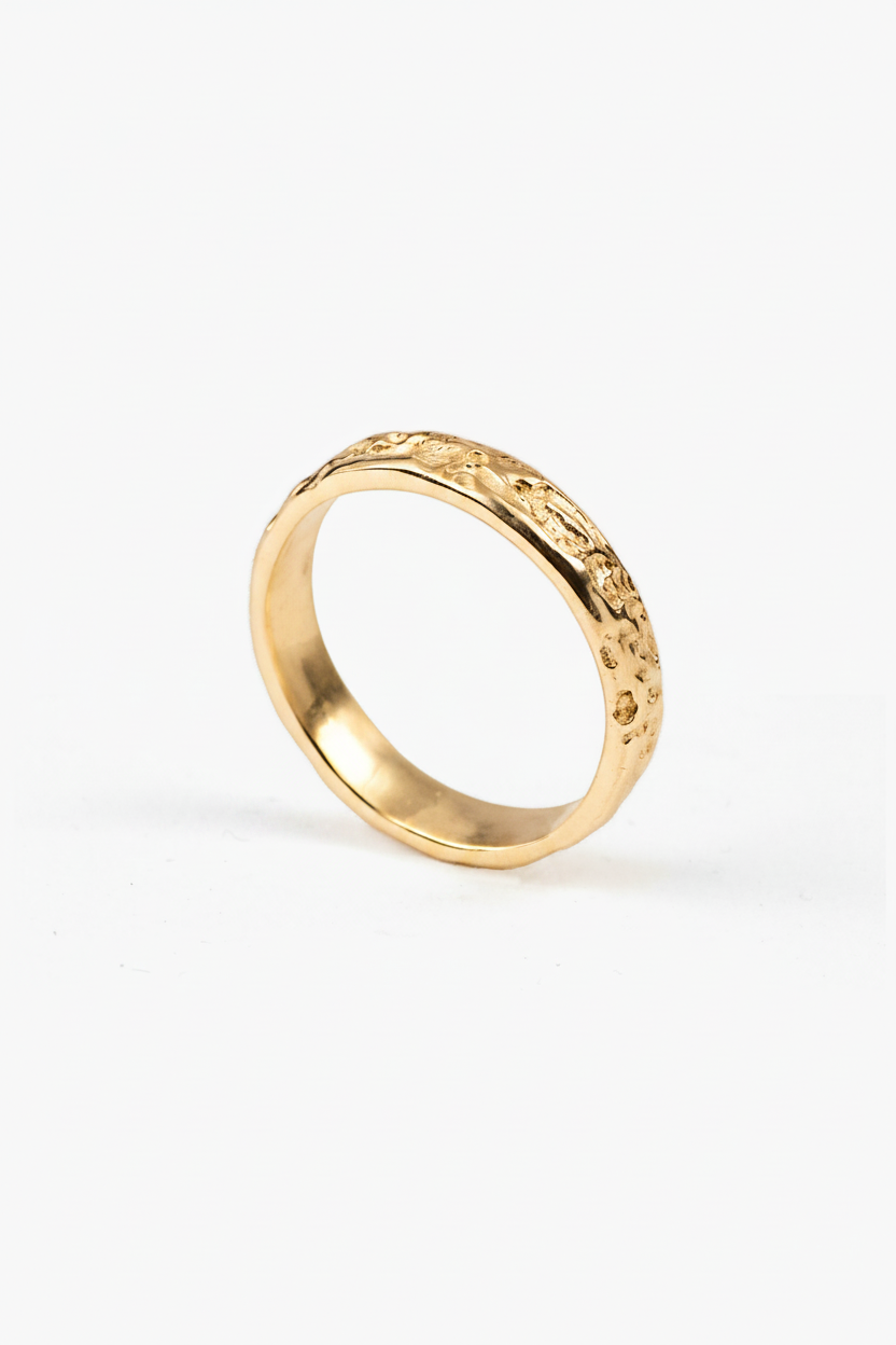 Alianza artesanal Galea en oro 18K Lalanne, lateral 2