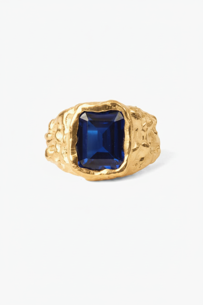 Anillo oro vermeil con zafiro azul marino