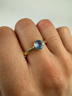 anillo diseño personalizado en oro de 18K
